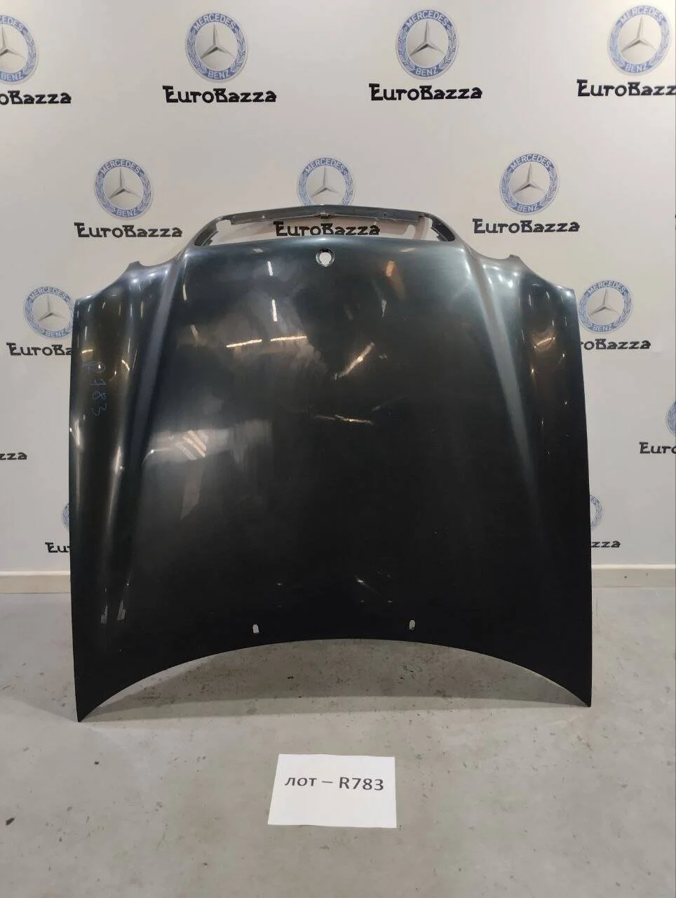 Капот Mercedes W208