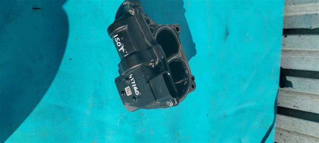 Заслонка воздушная VW Touareg NF (2011-2018)