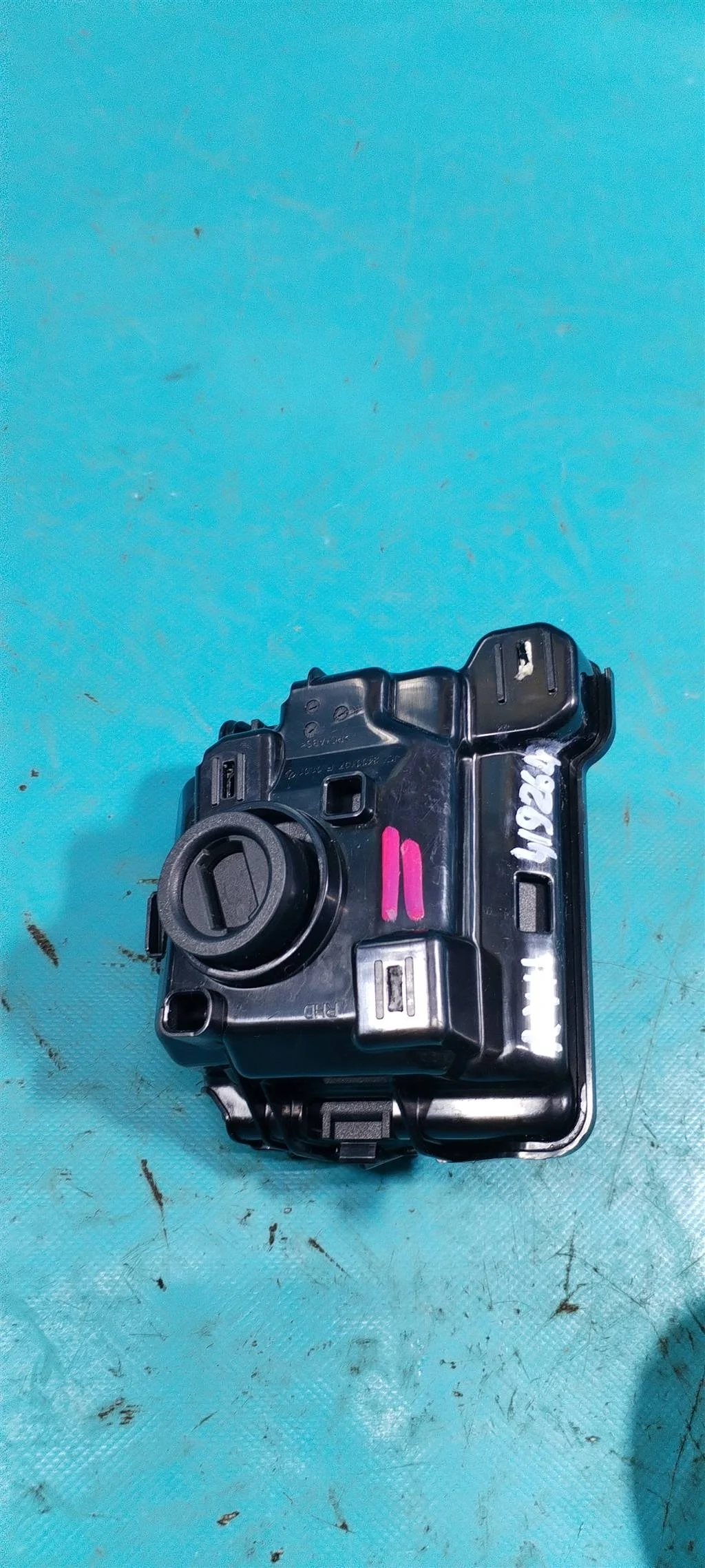 Замок зажигания Mercedes W205 C Class