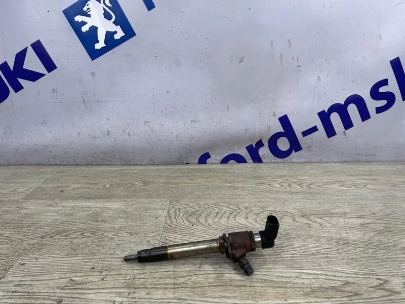 Форсунка топливная Land Rover Discovery 3 2007 LR3