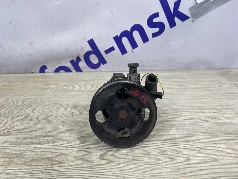 Насос гидроусилителя руля Mitsubishi Pajero 2004 V77W