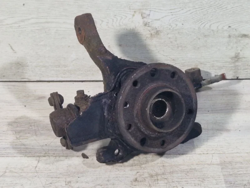 Кулак подвески Opel Astra H Twin 2008