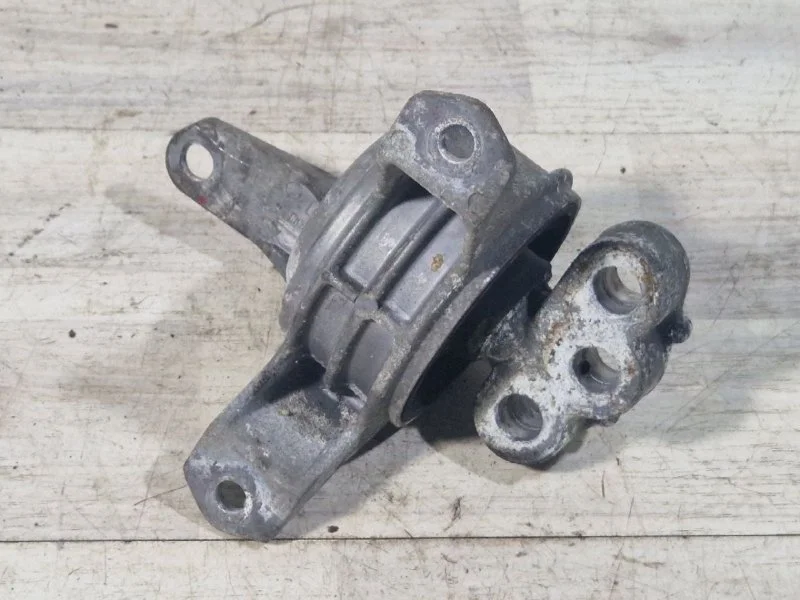 Опора двигателя Opel Astra H Twin 2008