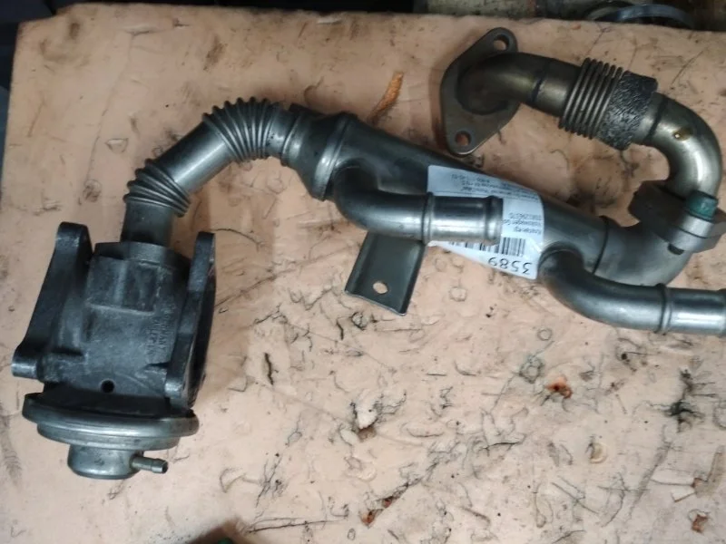 Клапан EGR Volkswagen Golf 5 1.9TDI