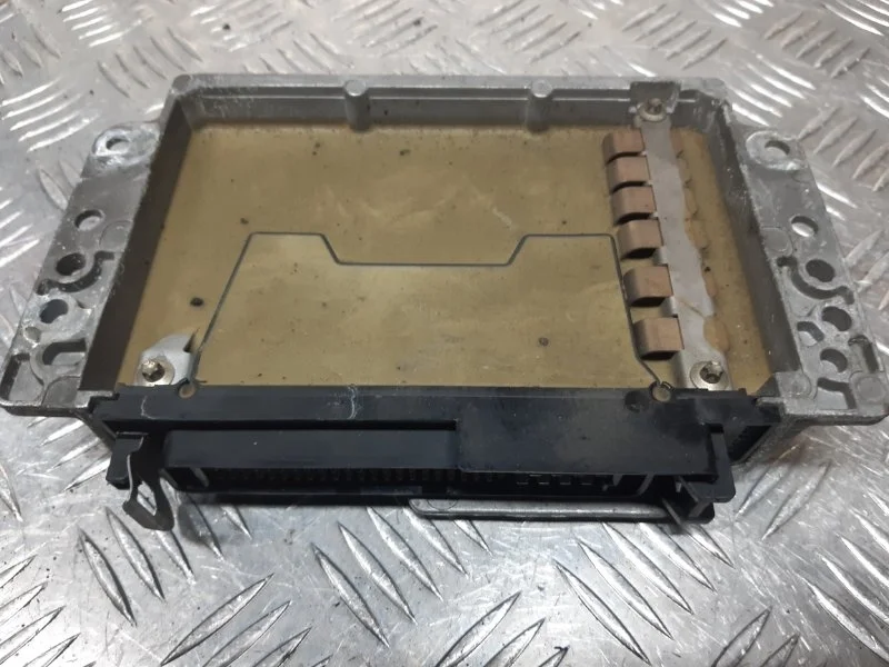 ЭБУ Renault Megane 1 1.6