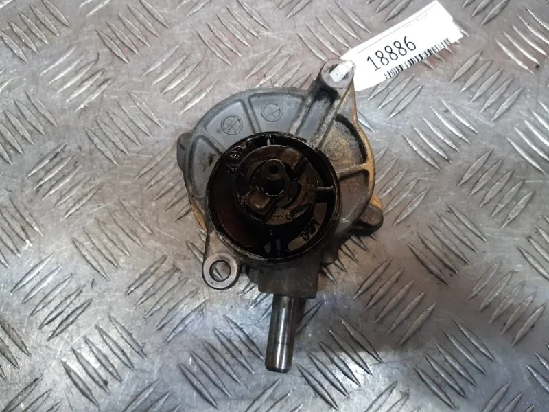 Вакуумный насос Mercedes W203 2.2CDI