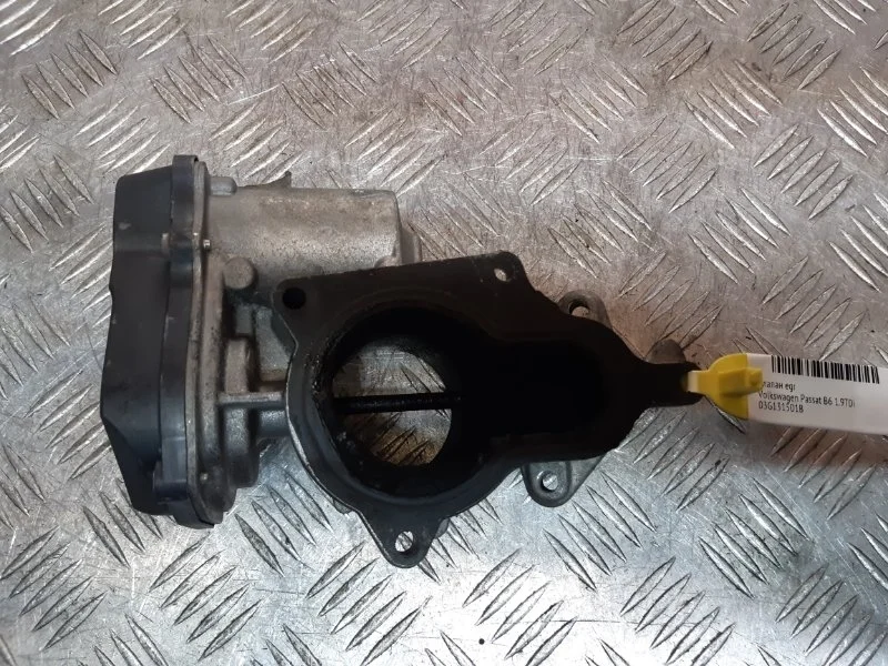 Клапан EGR Volkswagen Passat B6 1.9TDI
