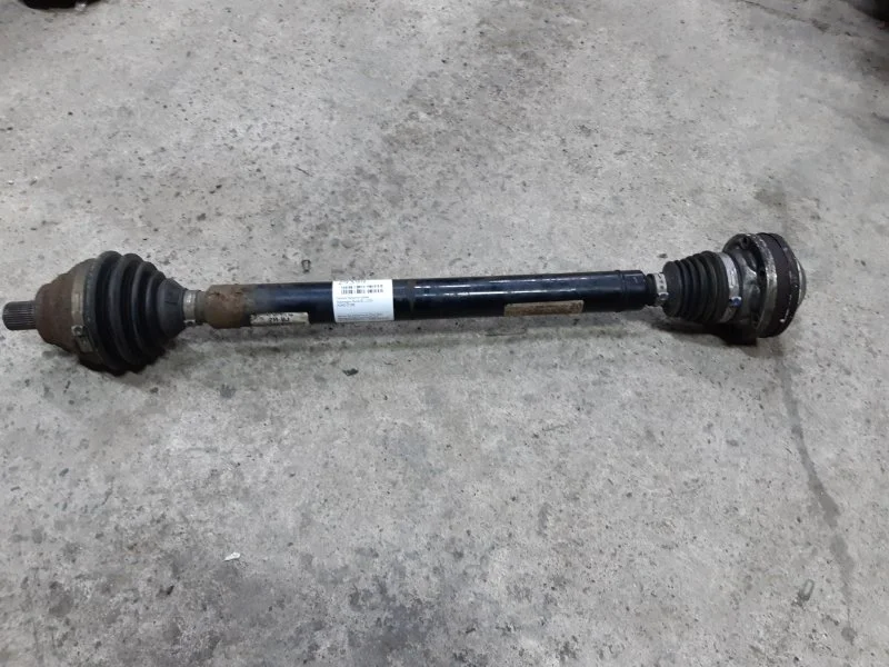 Полуось передняя правая Volkswagen Passat B7