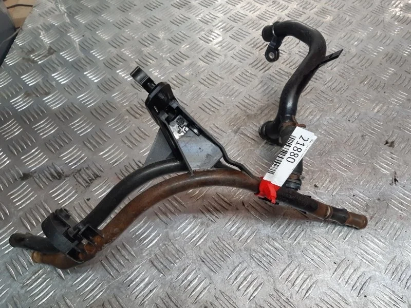 Трубка системы охлаждения Volkswagen Passat CC