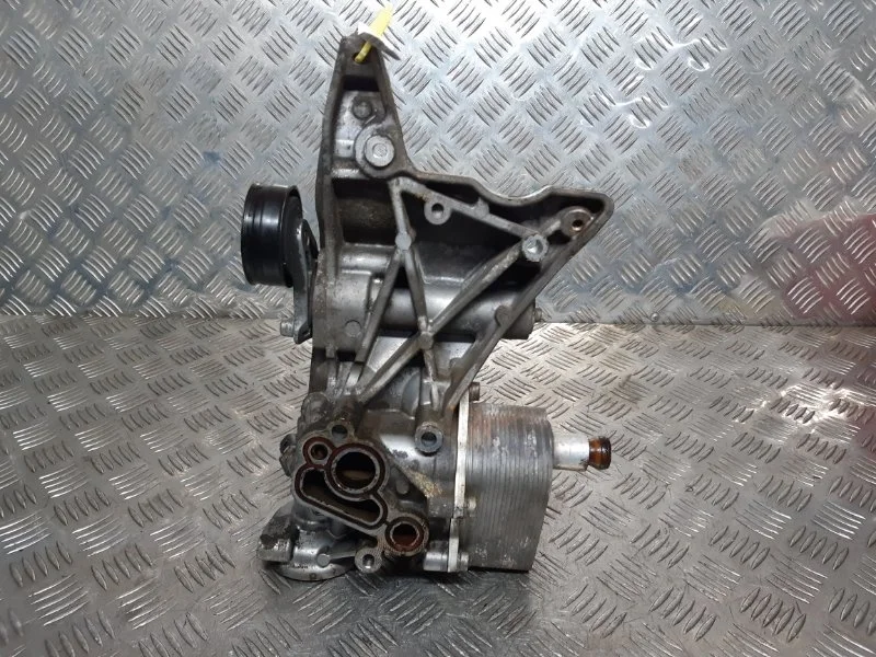 Кронштейн генератора Skoda Octavia 1.8TSI