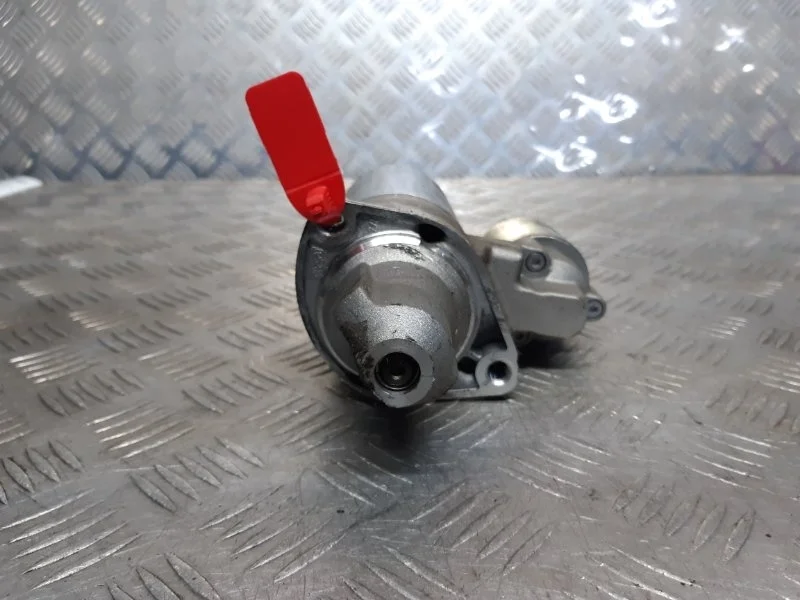 Стартер Mercedes-Benz