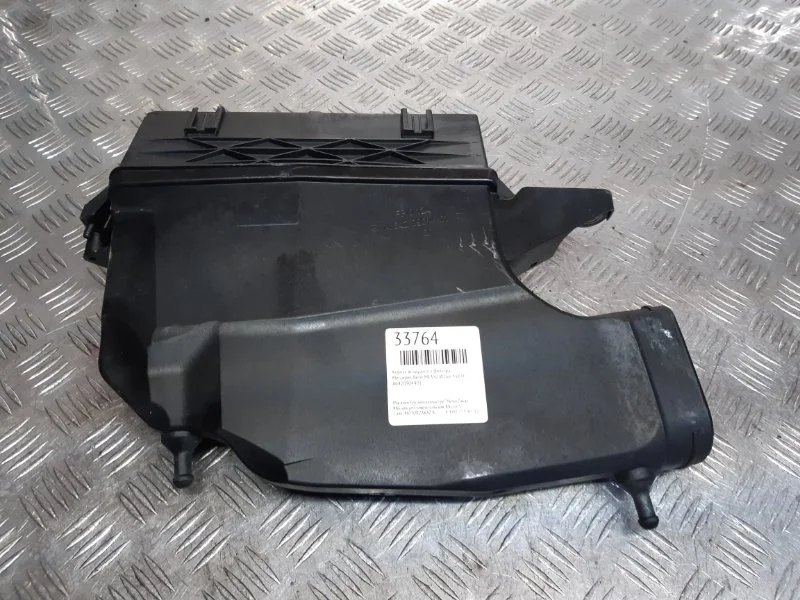 Корпус воздушного фильтра Mercedes-Benz ML350 W166