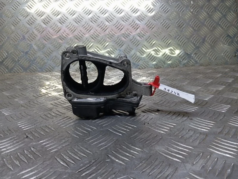 Дроссельная заслонка Audi Q7 1 3.0TDI