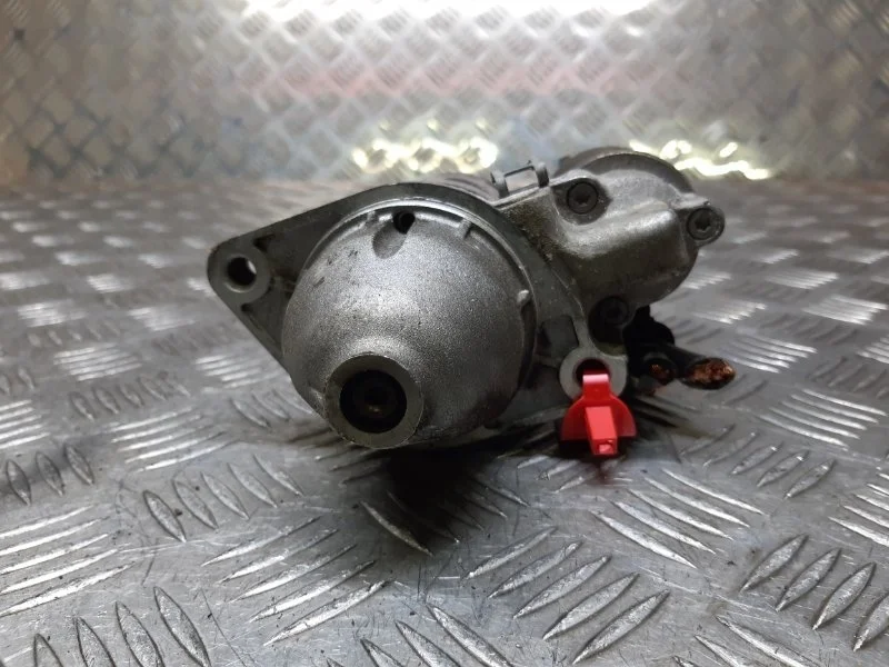 Стартер Mercedes-Benz