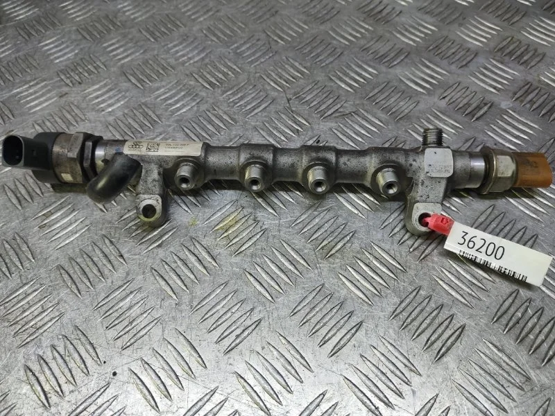 Топливная рампа Skoda Superb 2 2.0TDI