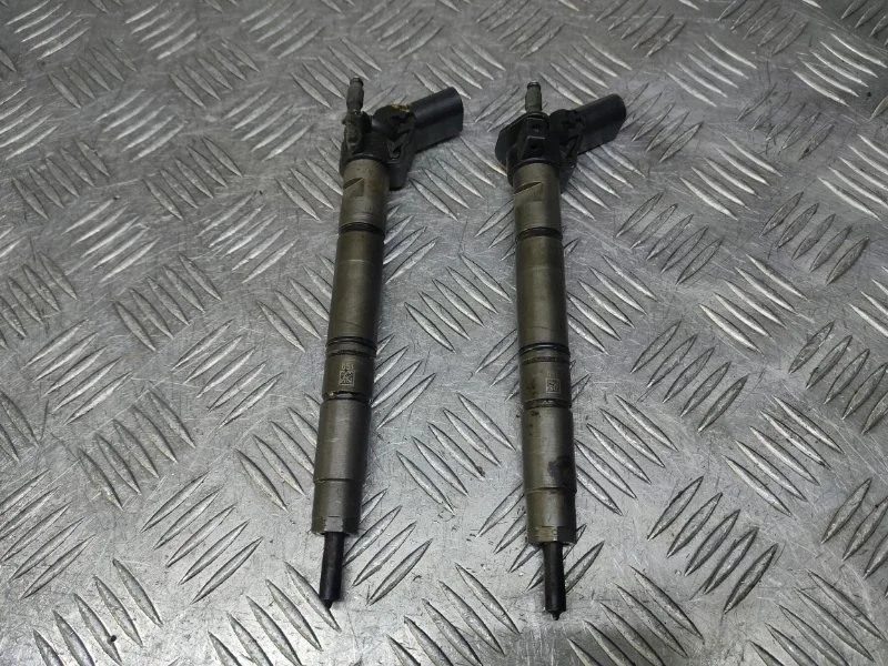 Форсунка топливная Audi A6 C7 3.0TDI