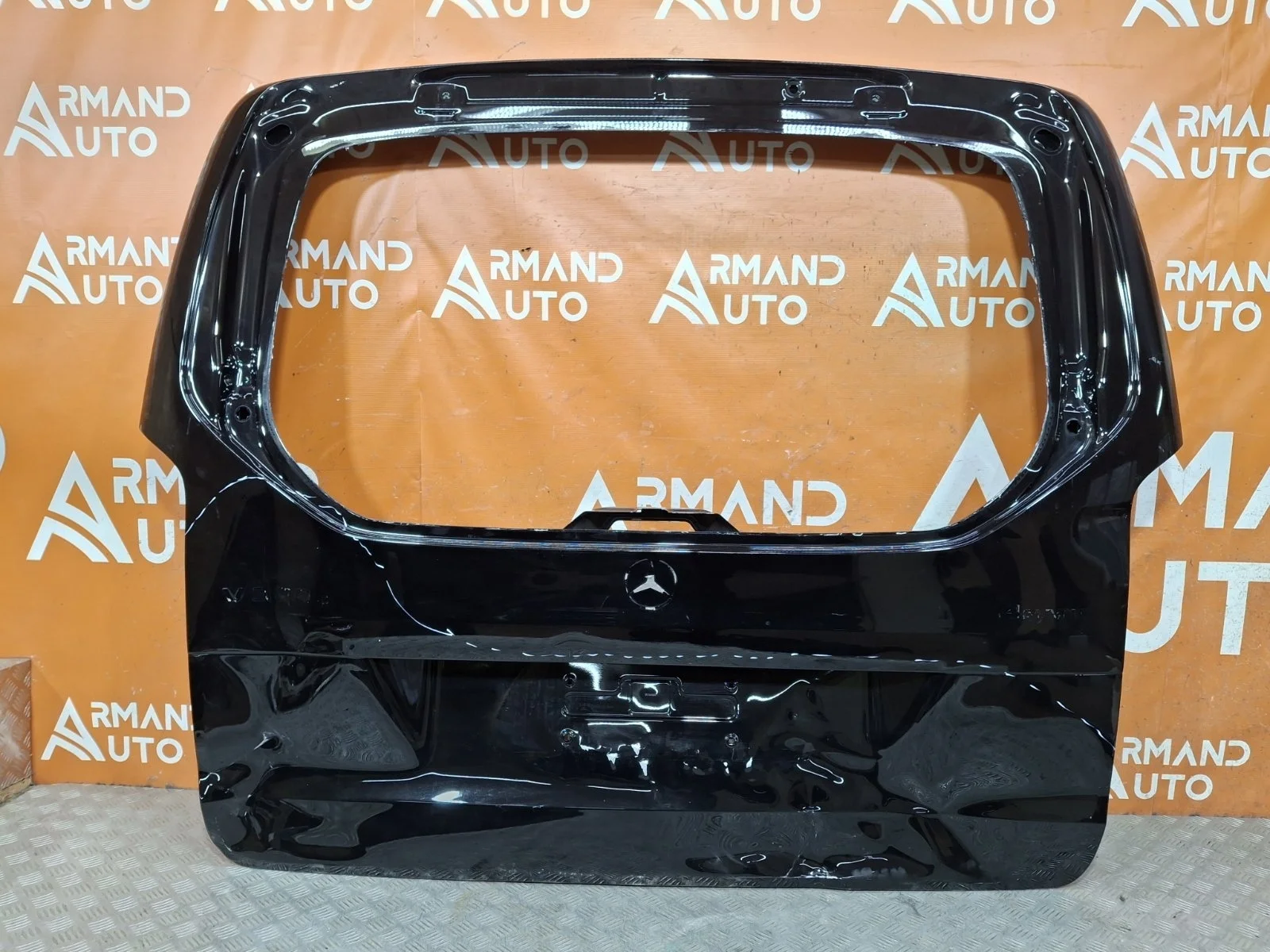 Дверь багажника Mercedes V-Class 2014-нв W447