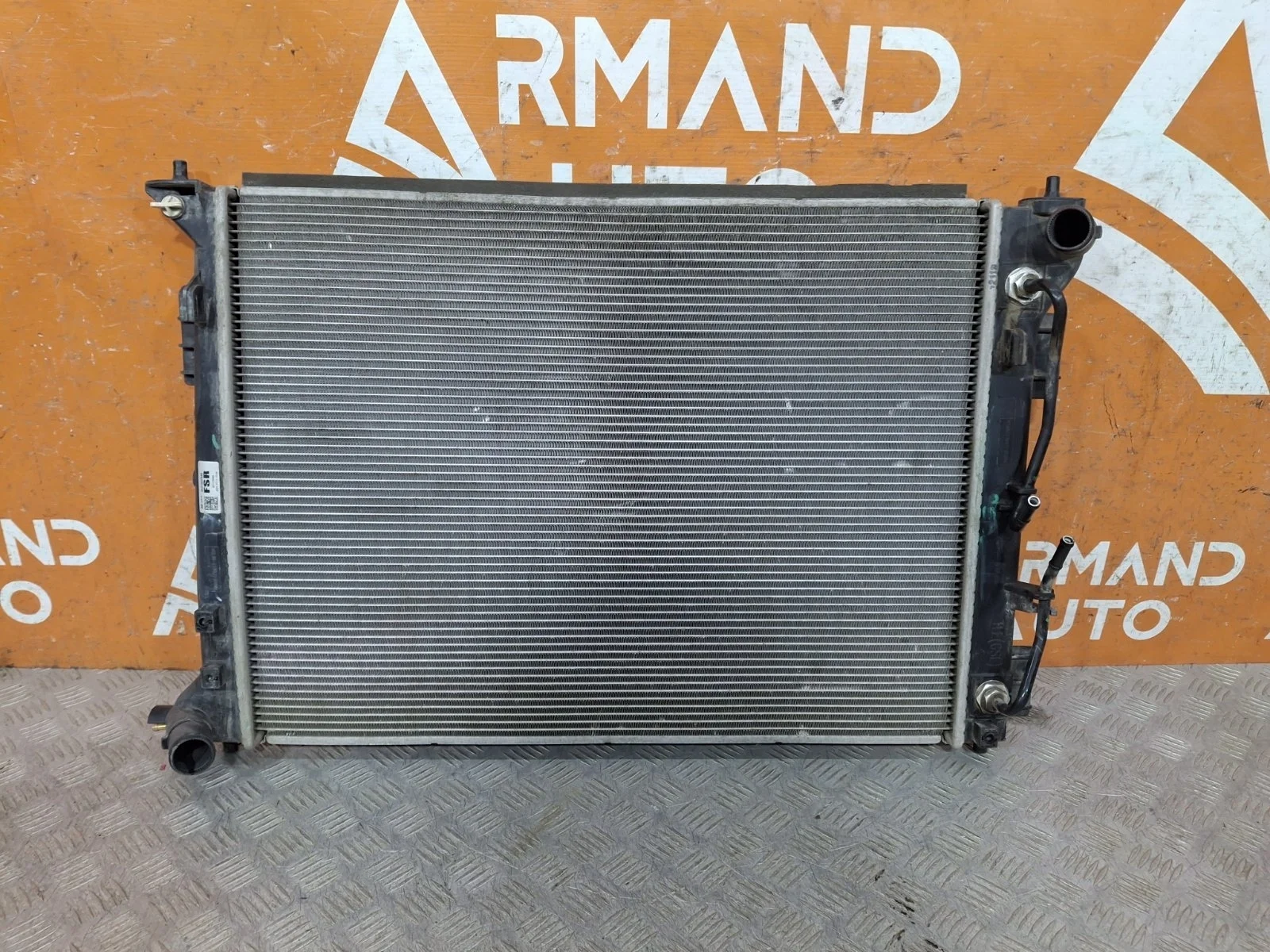 Радиатор двигателя (двс) Hyundai Tucson 2015-2021 3