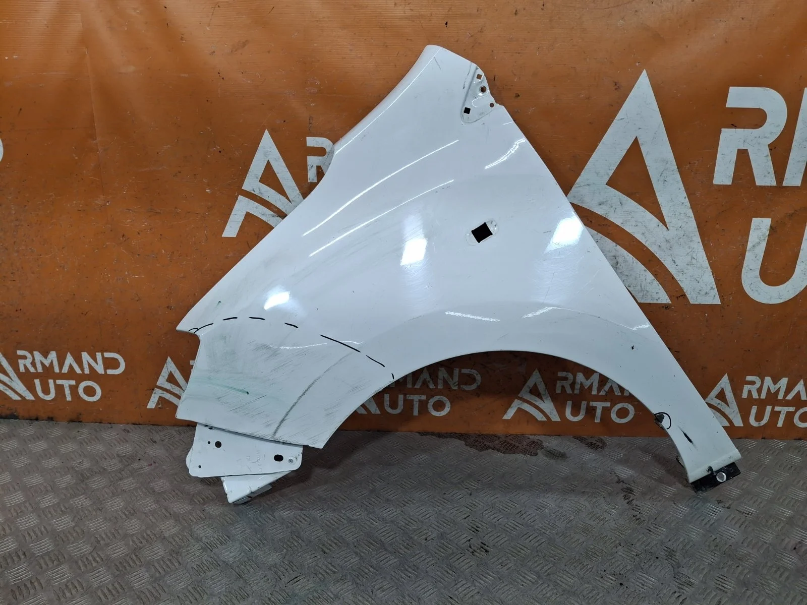 Крыло Renault Dokker 2012-нв