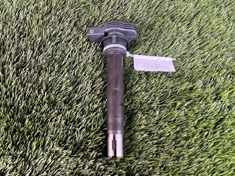 Катушка зажигания Volkswagen Passat CC 2013 06H905115 B6 CDA 1.8T