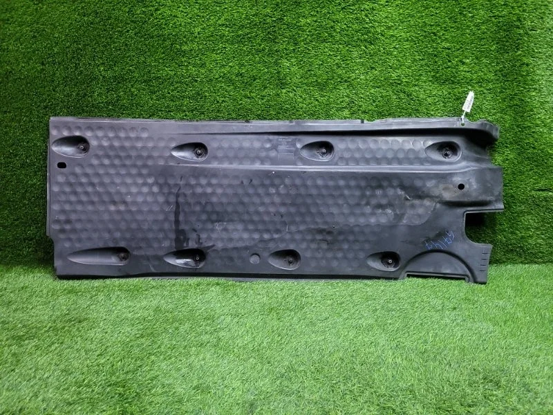 Защита днища Volkswagen Tiguan 2009 5N0825201B 5N CAW 2.0T, левая