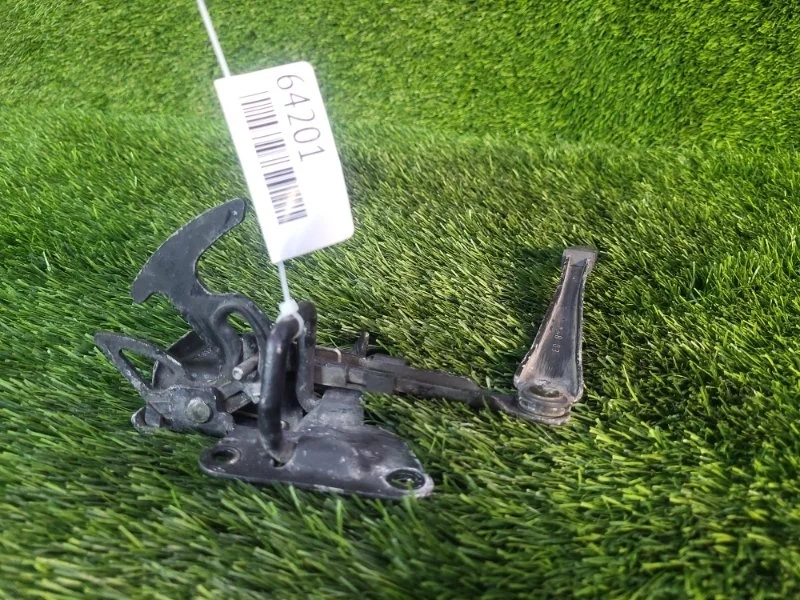 Замок капота Audi A6 Allroad 2002 4Z7823480A C5 ARE 2.7T, передний