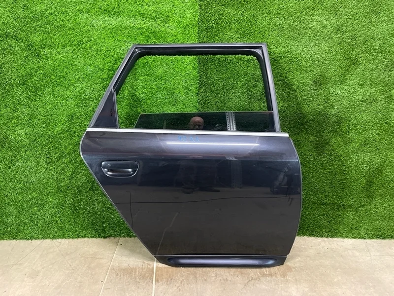 Дверь Audi A6 Allroad 2005 4Z7833052 C5 BES 2.7T, задняя правая