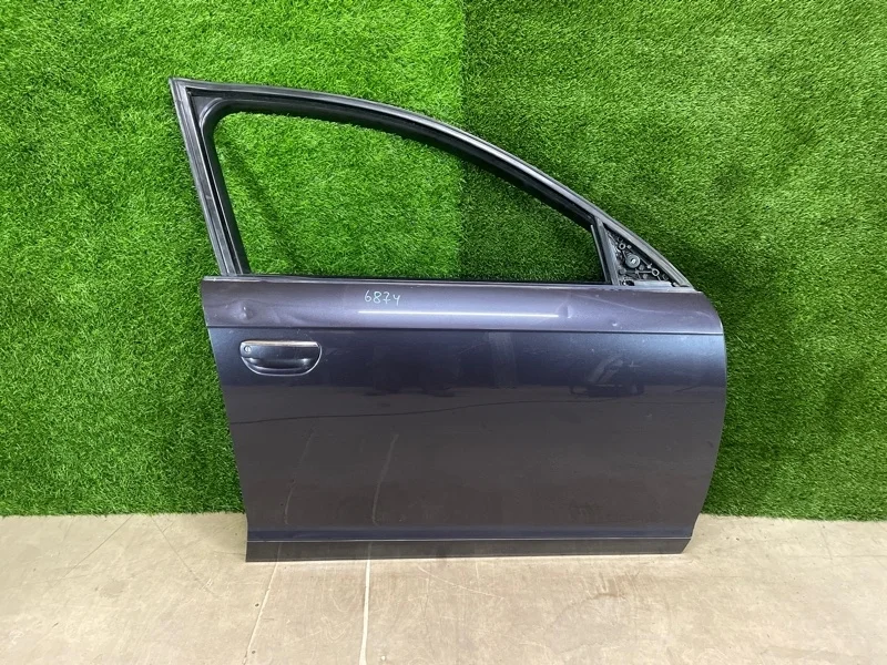 Дверь Audi A6 2004 4F0831052F C6 BDW 2.4, передняя правая
