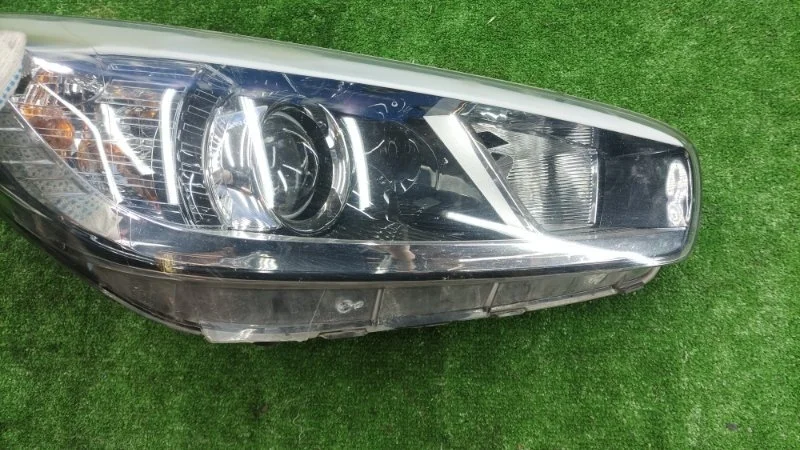 Фара Kia Ceed JD 2013