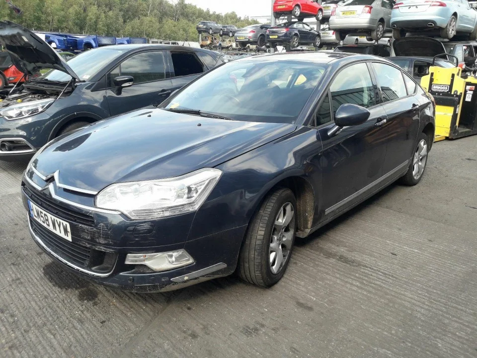 Продажа Citroen C5 1.8 (125Hp) (EW7) FWD MT по запчастям