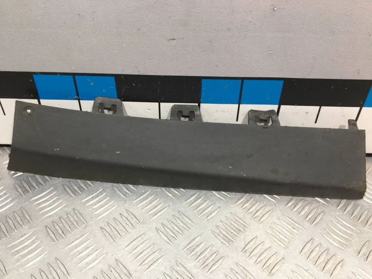 [Б/У] Накладка заднего бампера левая W213 - (Состояние: ХОРОШЕЕ) [ХОРОШЕЕ] [Код: 00658310 ]