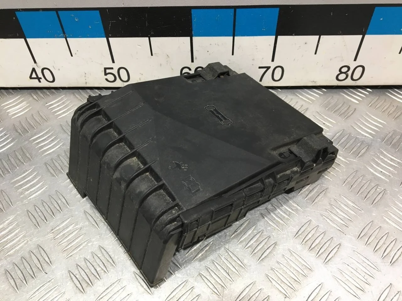 [Б/У] Крышка блока предохранителей [Код: 00659075 ]