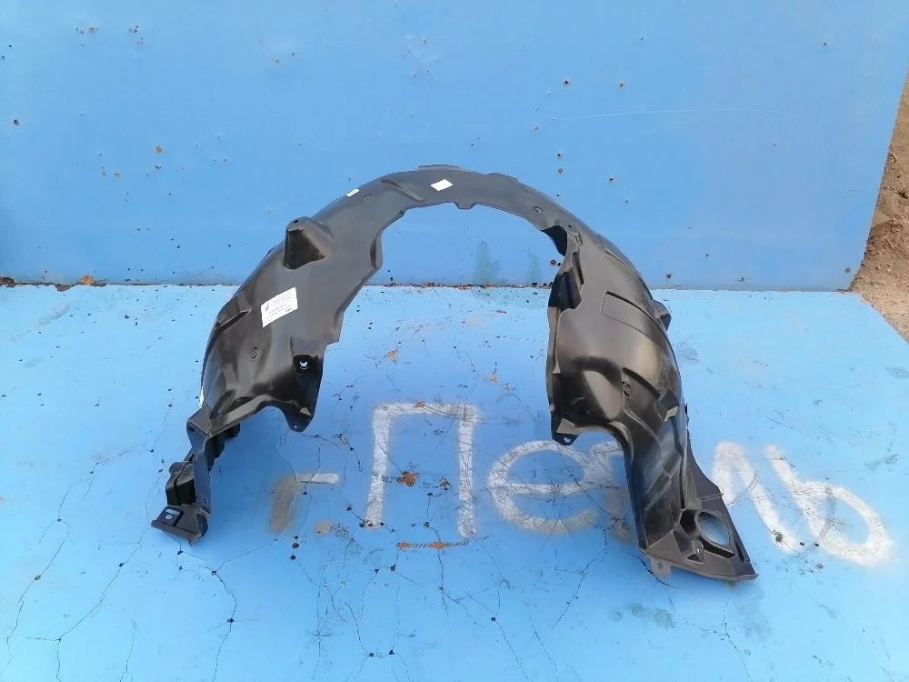 Подкрылок (локер) пер.прав. Toyota Camry XV70 (2017—2021)