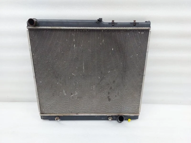 Радиатор основной Toyota Land Cruiser 2011 J200