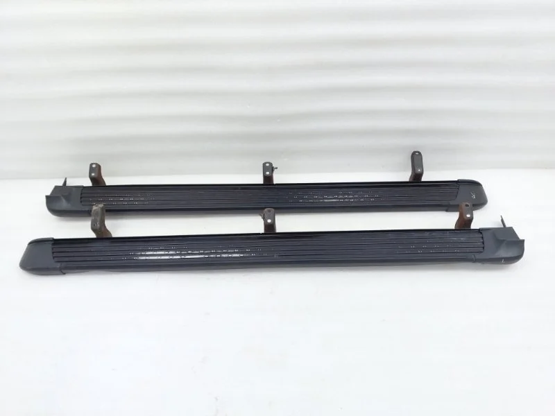 Подножка Toyota Land Cruiser 2011 J200
