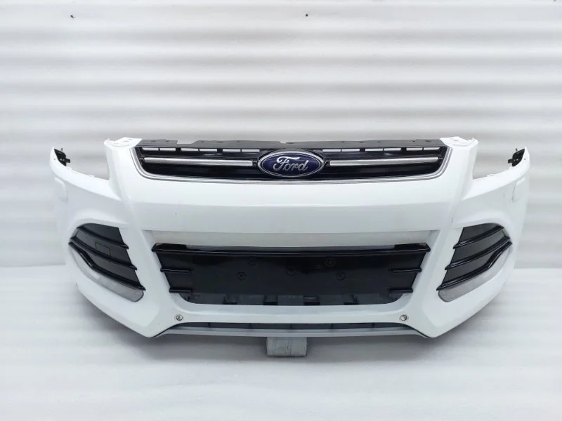 Бампер Ford Kuga 2013