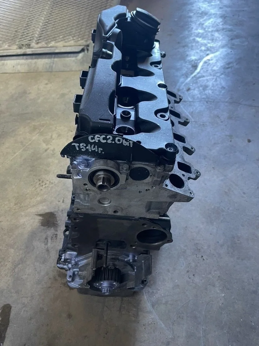 Двигатель CFC Volkswagen Multivan T5 restailing 2.0 Дизель