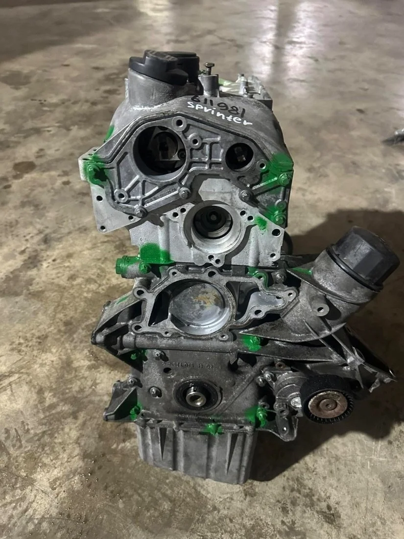 Двигатель 611981 Mercedes-Benz  2.2 Дизель