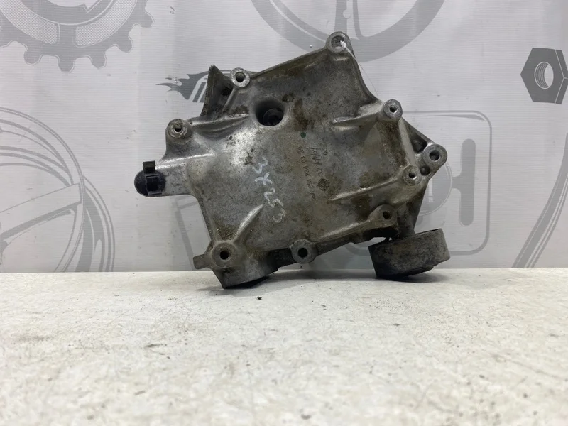 Кронштейн компрессора кондиционера Mercedes-benz GLC 2017 C253