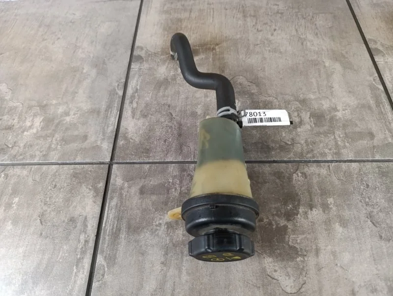 Бачок гидроусилителя Ford Focus 3 2017 CB8