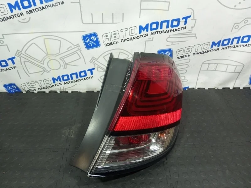 Фонарь задний правый Citroen C4 00195792 С7 HNY HN01