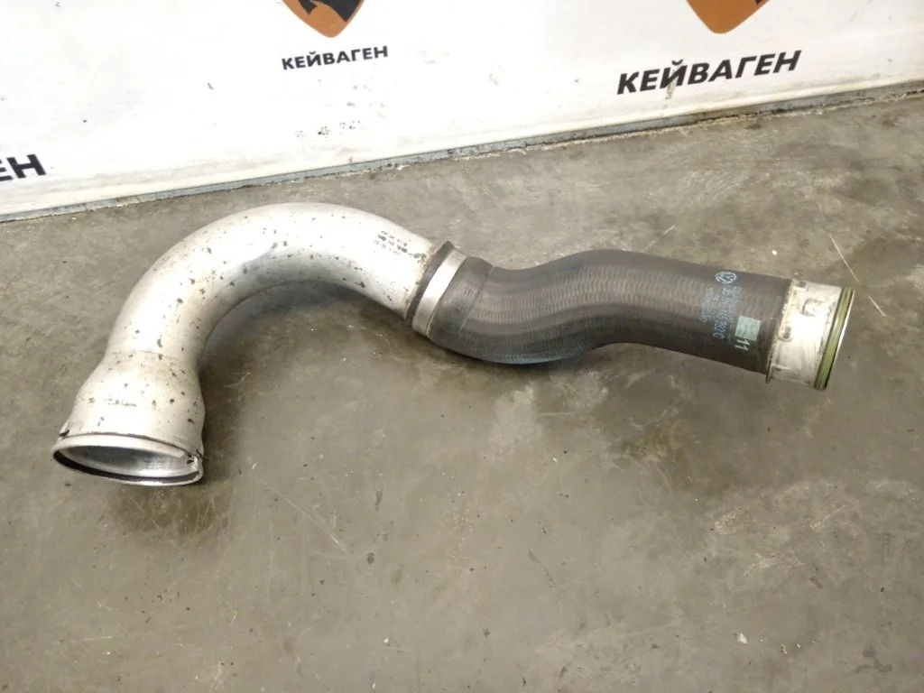 Патрубок интеркулера Volkswagen Transporter 2006 T5