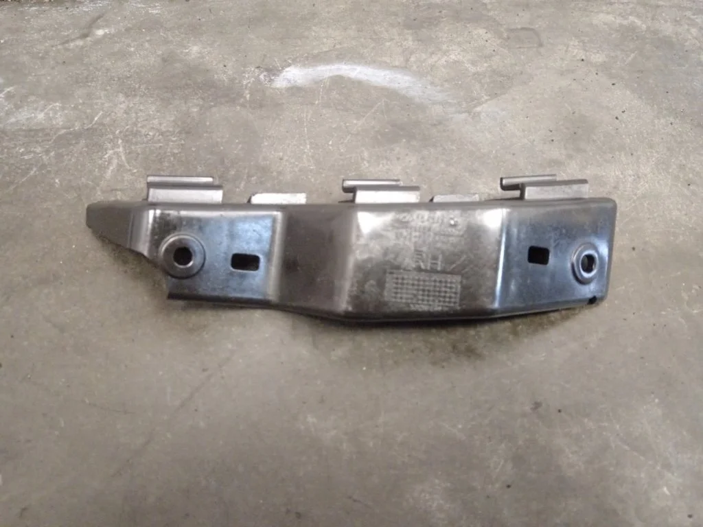 Крепление Hyundai Grand Starex 2011