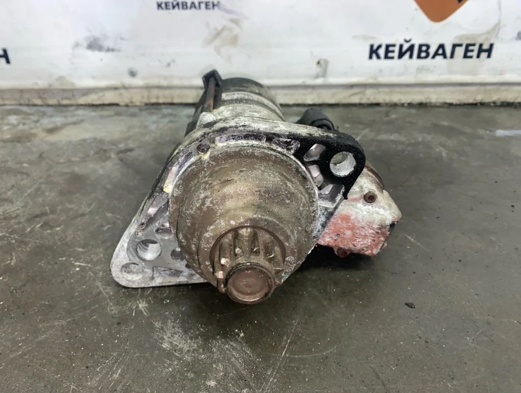 Стартер Volkswagen Touran 2009 1T