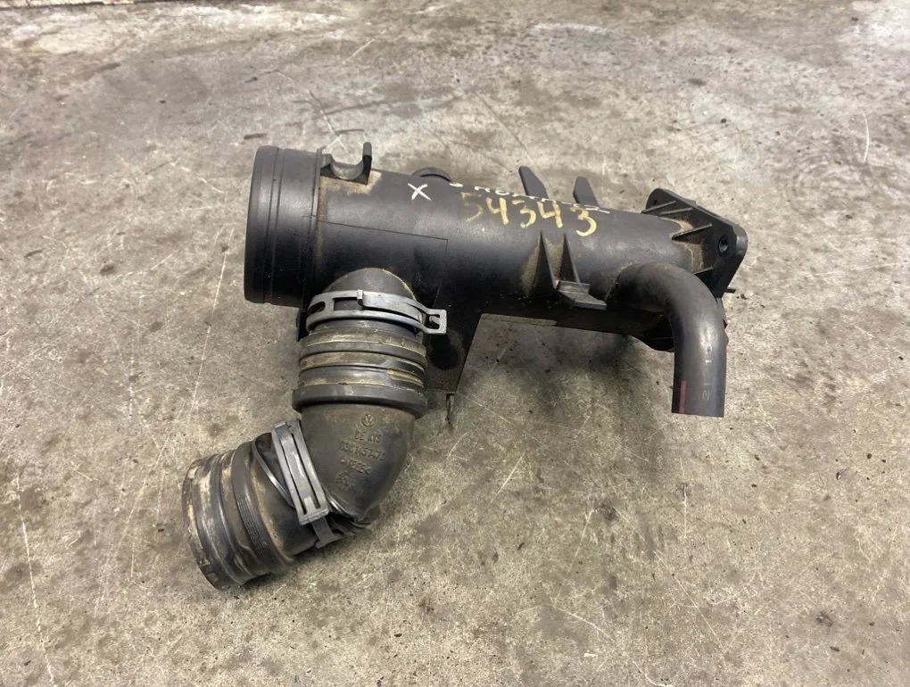 Воздуховод Volkswagen Jetta 2013 J6