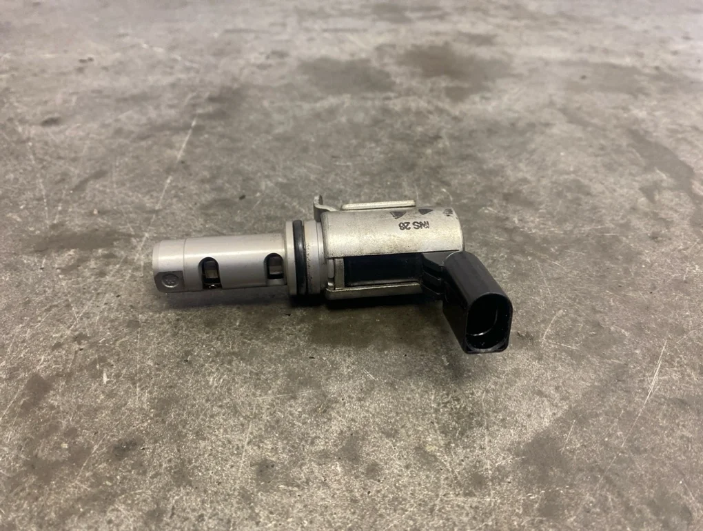 Клапан vvt-i Volkswagen Jetta 2013 J6