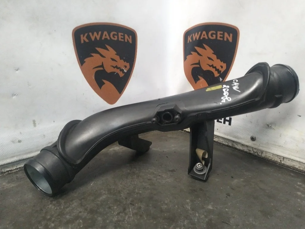 Патрубок интеркулера Volkswagen Tiguan 2008 5N