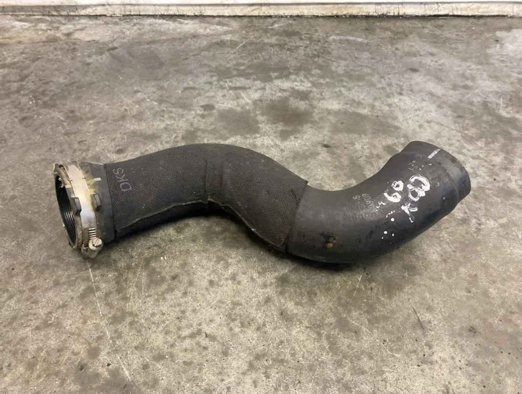 Патрубок воздушного фильтра Audi A4 2009 B8