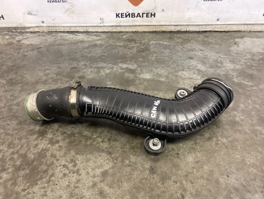 Патрубок интеркулера Volkswagen Tiguan 2008 5N