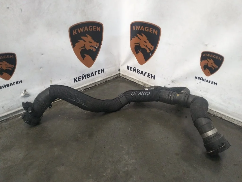 Патрубок системы охлаждения Audi A4 2010 B8